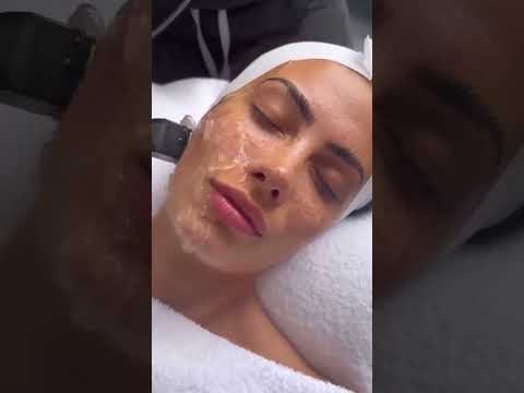 Forma treatment at Hollywood Clinic