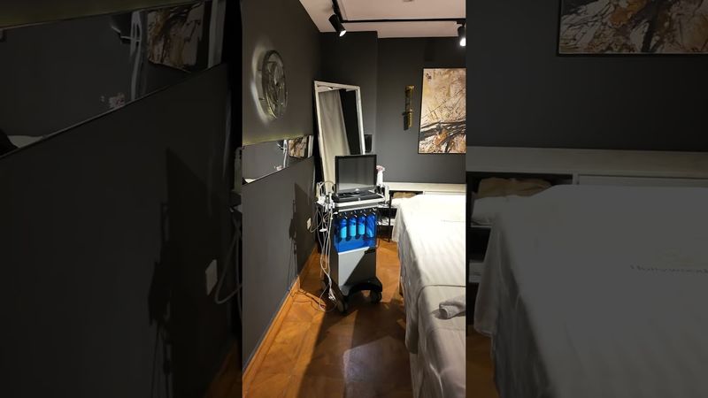 Tesla Former and Hydrafacial at Hollywood Clinic